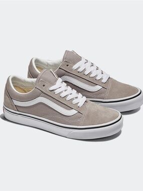 Vans Old Skool Suede Sneakers in Gray and White